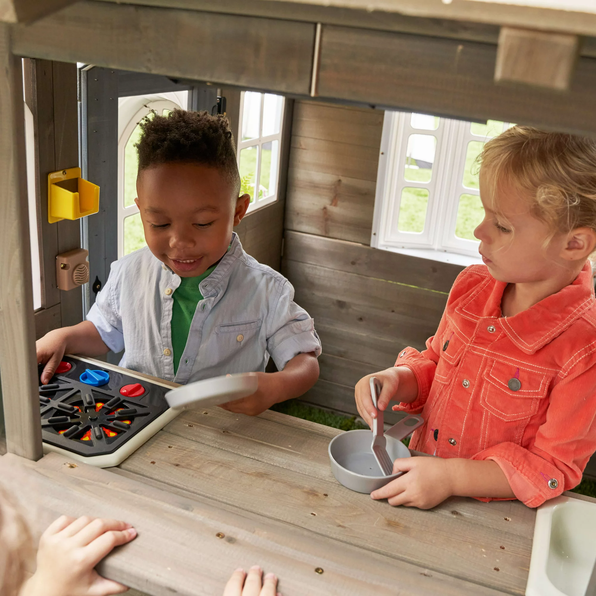 KidKraft Forestview II Wooden Outdoor Playhouse With Ringing Doorbell, Bench And Kitchen - Image 10